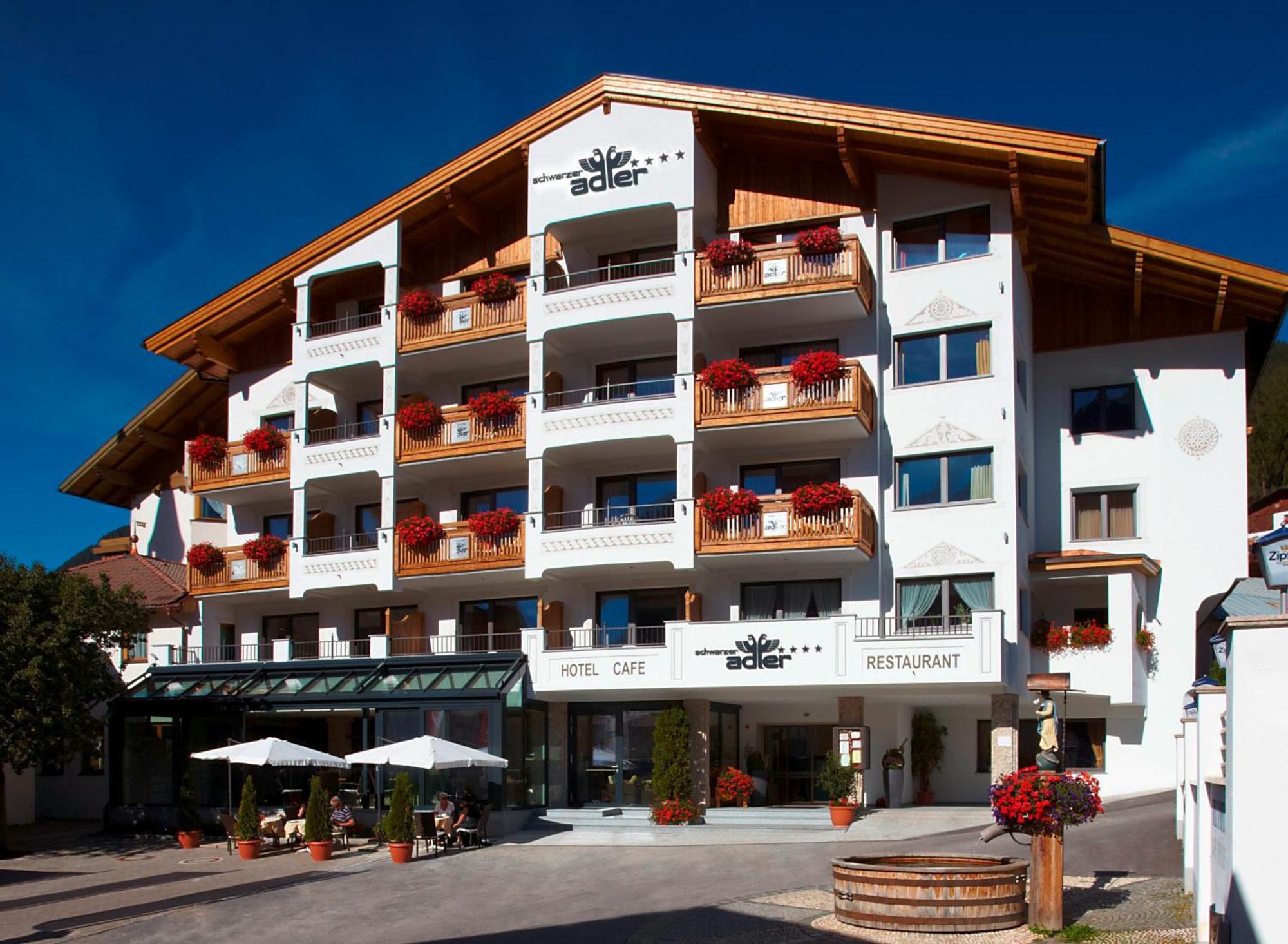 Hotel Schwarzer Adler Nauders Bagian luar foto