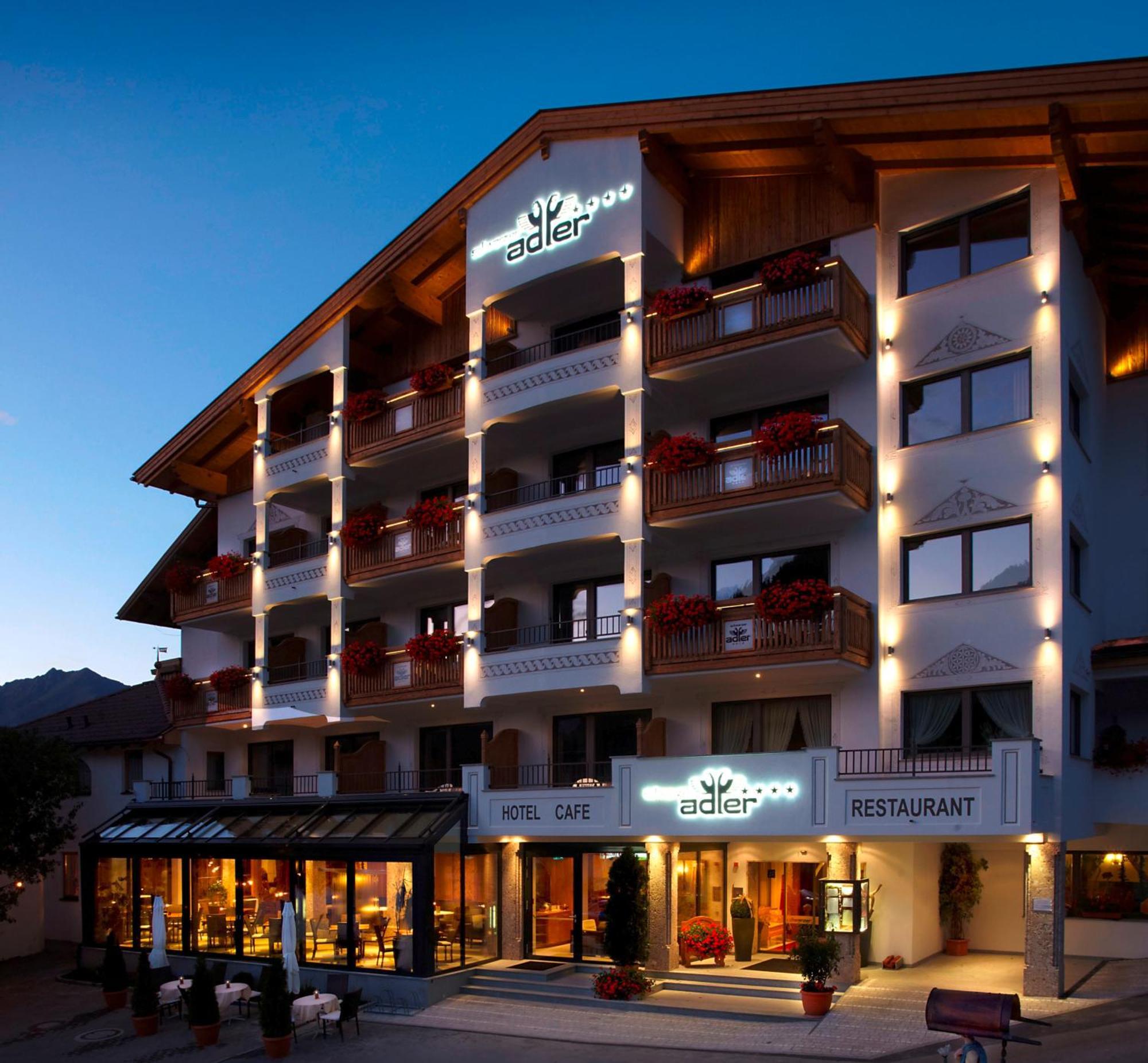 Hotel Schwarzer Adler Nauders Bagian luar foto